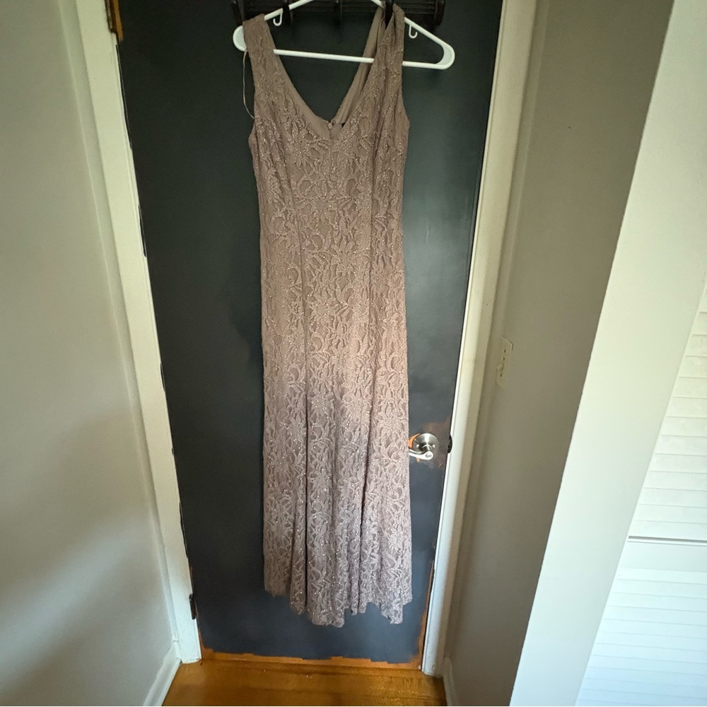 R&M Richards Women’s Dress - Size 6 Tall - Dark Rose/Mauve - Sparkly Lace